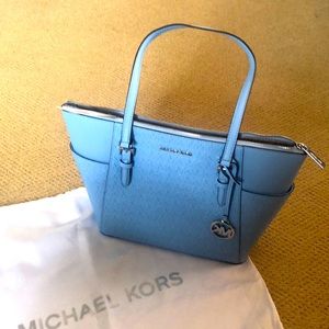 NWT Michael Kors Charlotte Shoulder Bag w/dust bag
